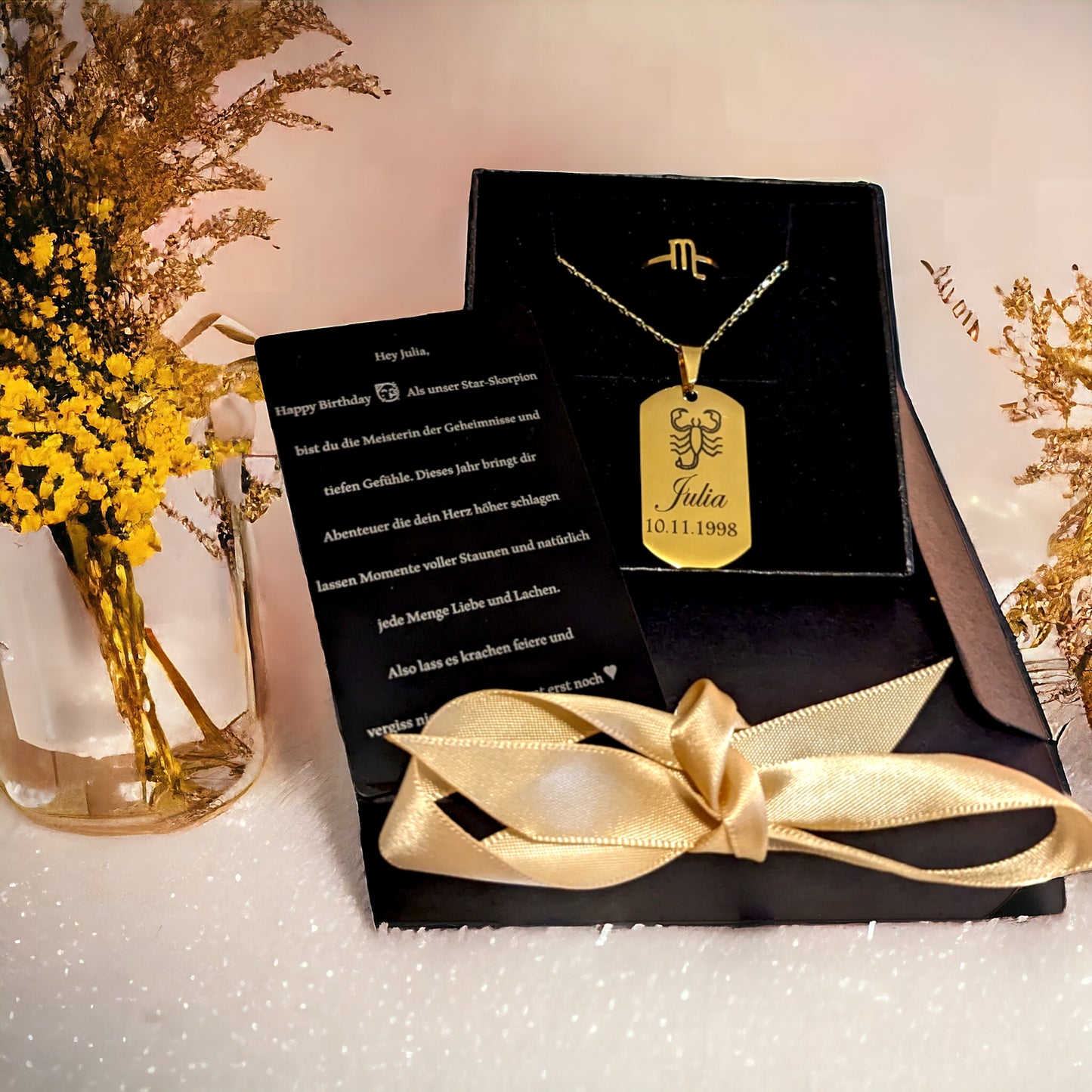 Schmuckset in Silber und Gold - Personalisierte Halskette, Sternzeichen-Ring und Wunschkarte