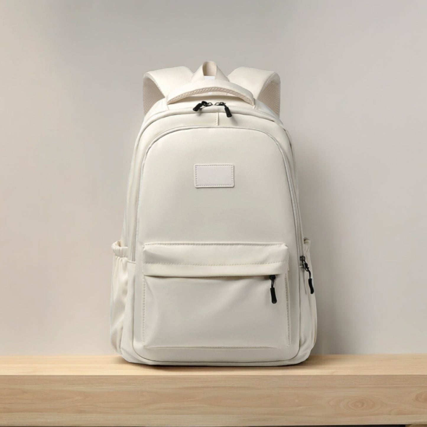 „Sleek City“ – Personalisierter Rucksack in Trendfarben