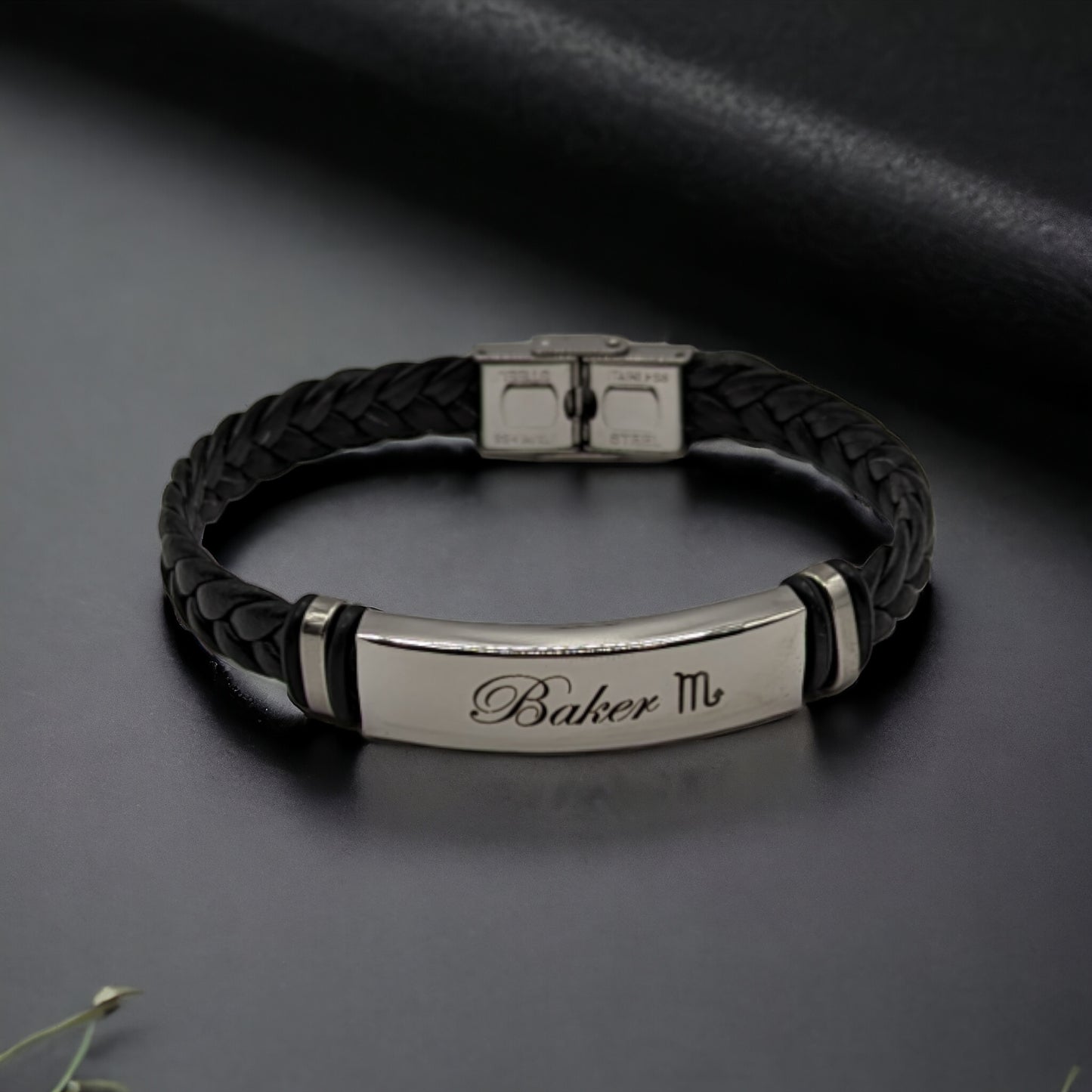 Personalisiertes Herrenarmband in Edelstahl