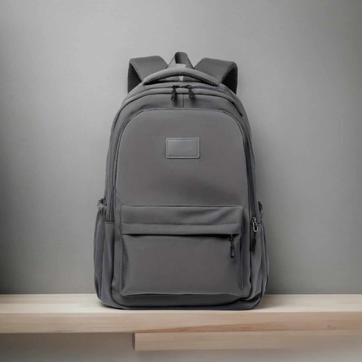 „Sleek City“ – Personalisierter Rucksack in Trendfarben