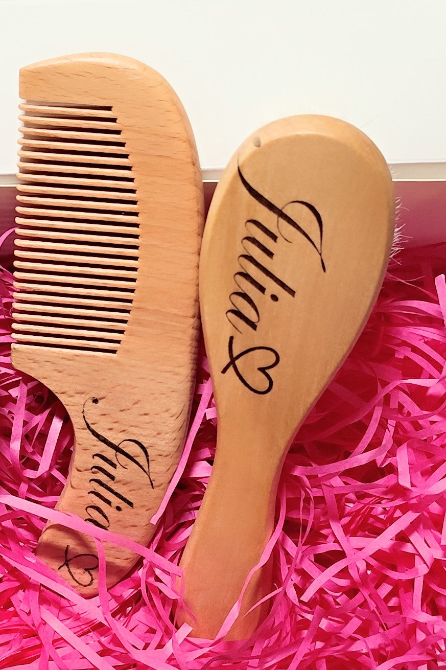 Personalisiertes Baby-Bürsten-Set aus Holz